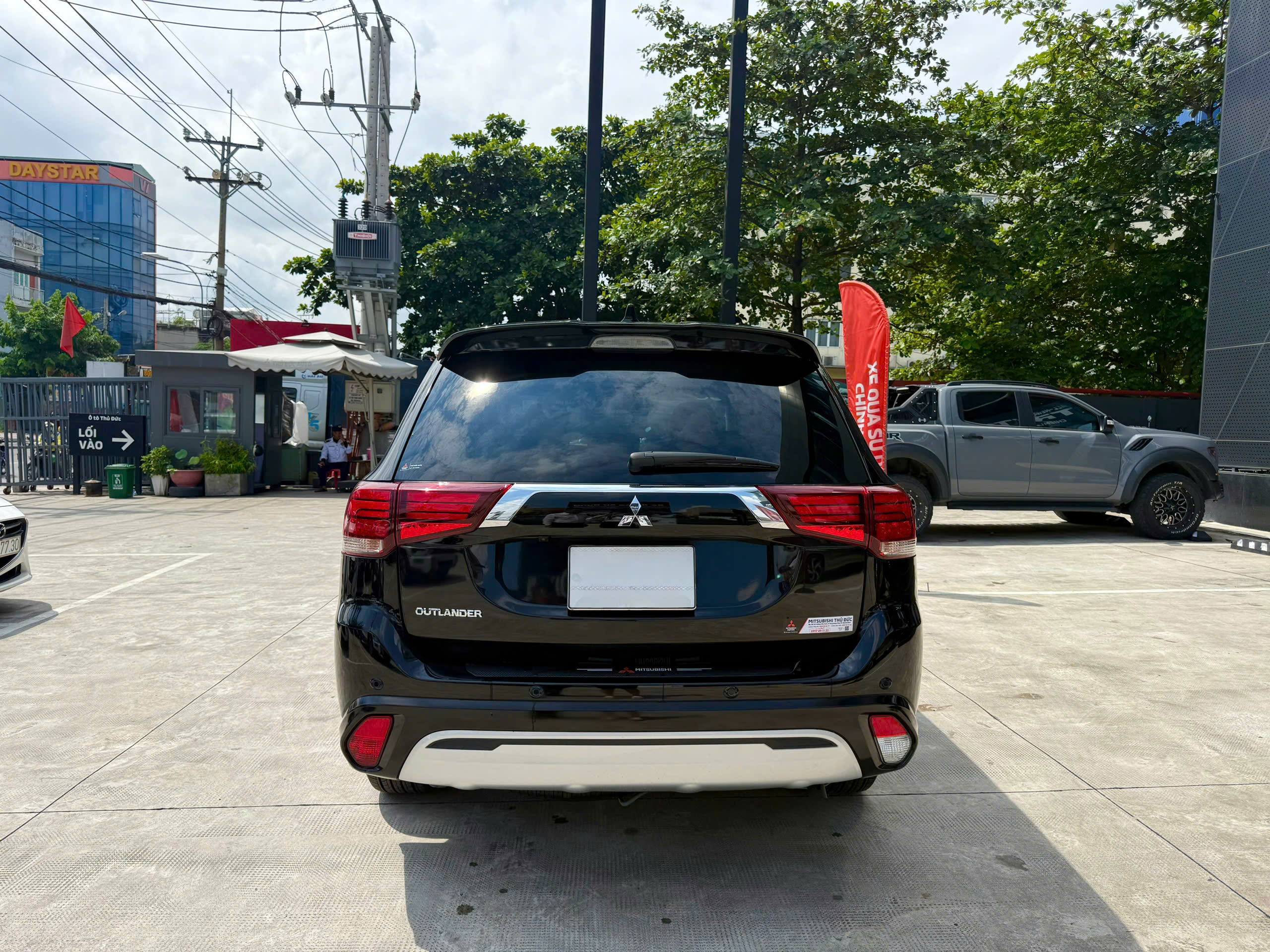 z7085560369551_c961975be23378cdfdf2abb45c3c6440