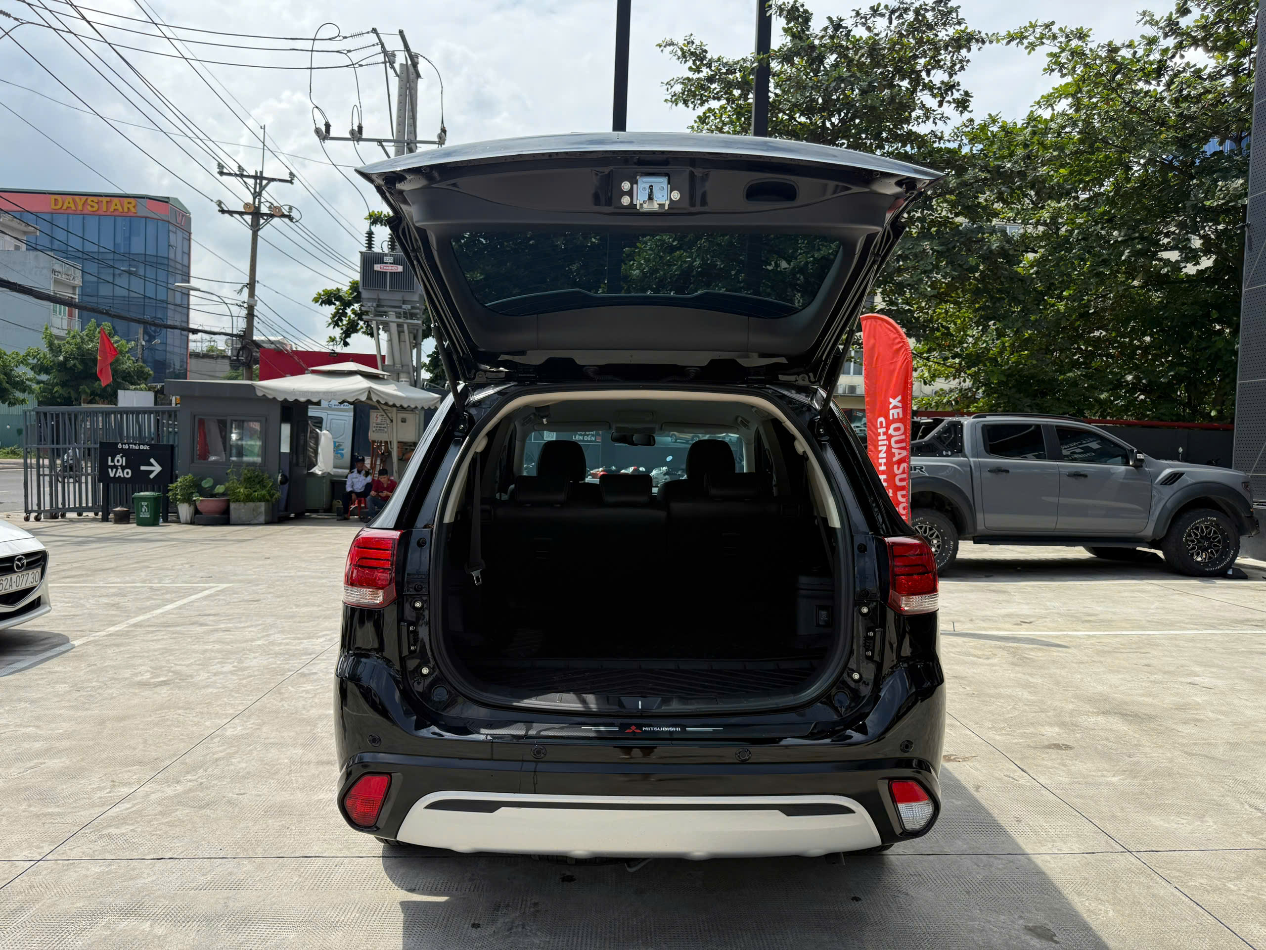 z7085560389122_ee2835982cd47f25f7c04d17b0a2d051